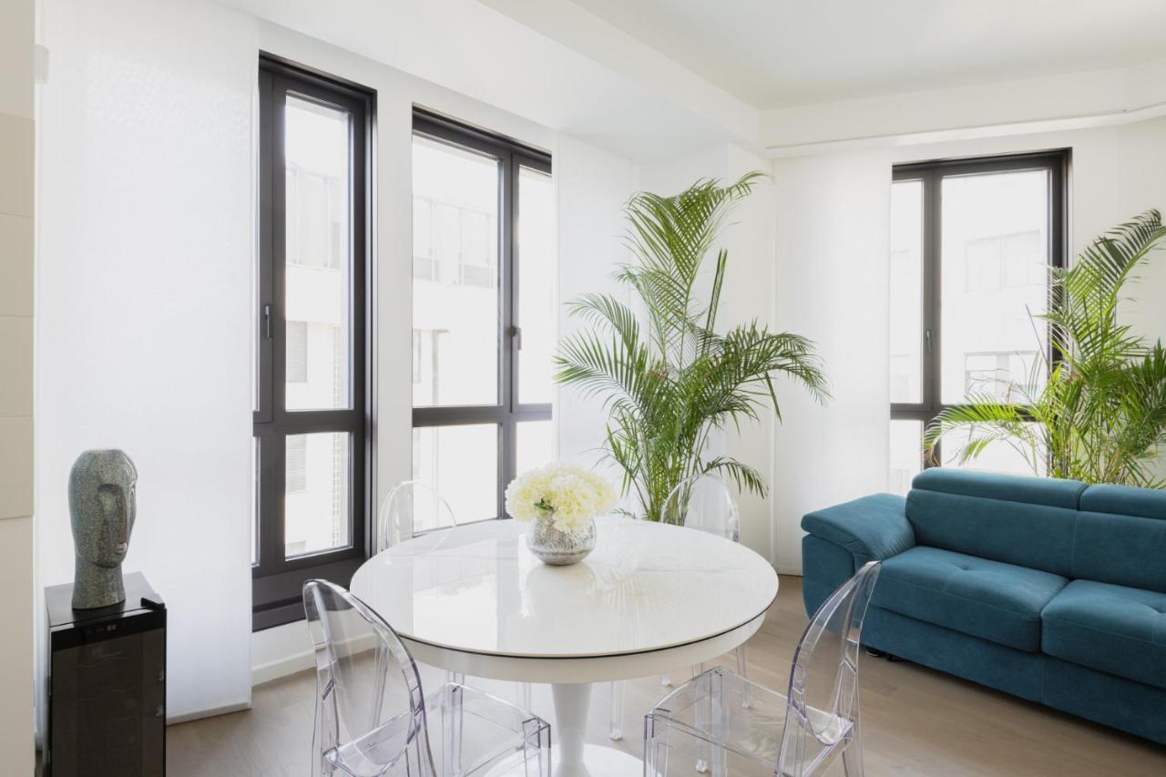 Easylife - Lussuosa Dimora Con Rooftop Condominiale Vista Duomo Milan Luaran gambar