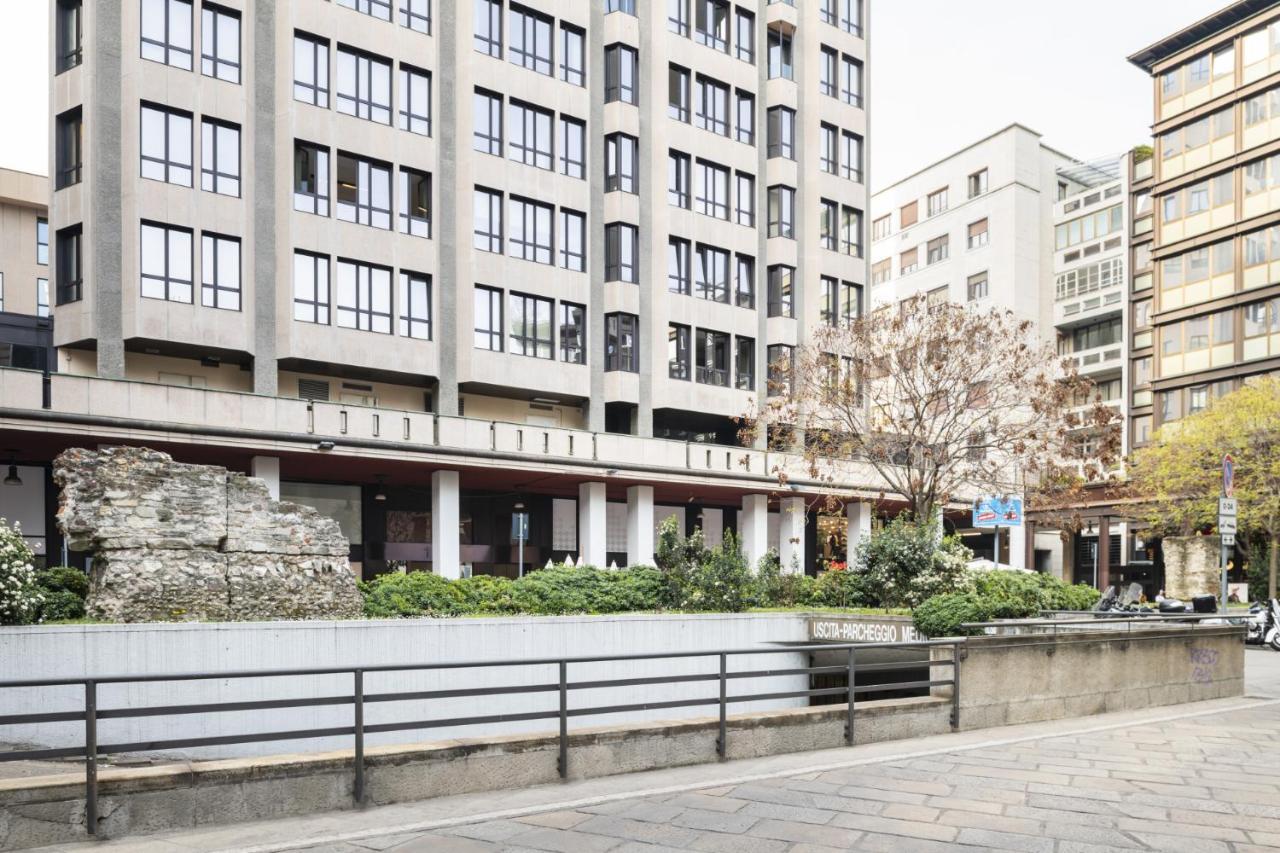 Easylife - Lussuosa Dimora Con Rooftop Condominiale Vista Duomo Milan Luaran gambar