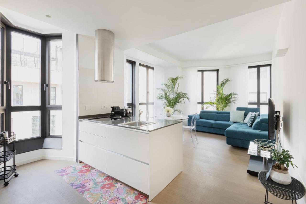 Easylife - Lussuosa Dimora Con Rooftop Condominiale Vista Duomo Milan Luaran gambar